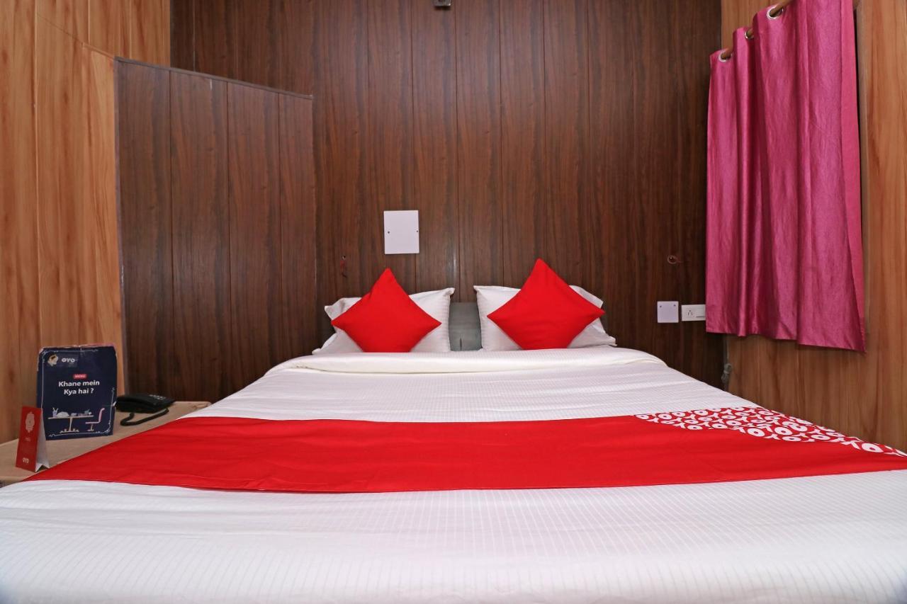 โอโย 27750 ภัควาติ เรซิเดนซี Hotel Mirzapur ภายนอก รูปภาพ