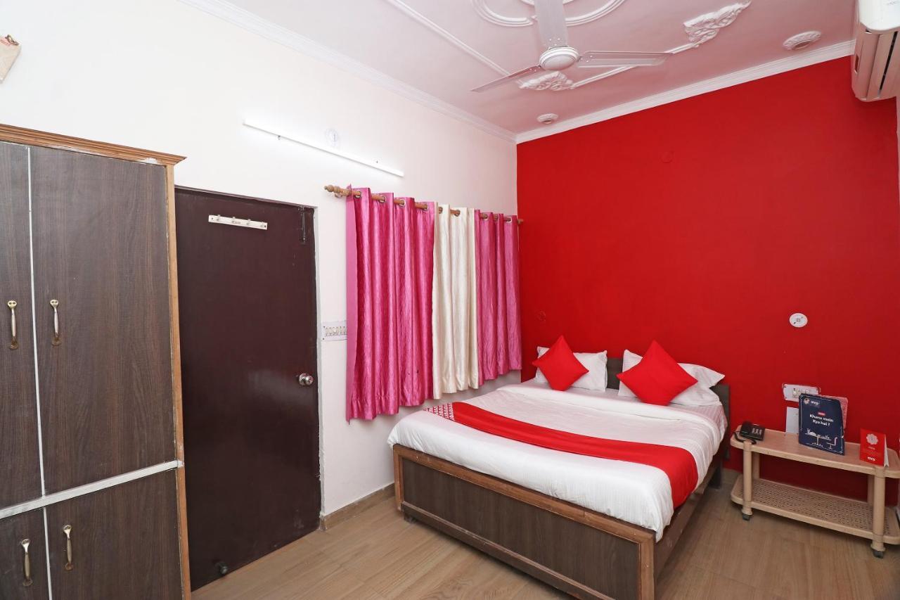 โอโย 27750 ภัควาติ เรซิเดนซี Hotel Mirzapur ภายนอก รูปภาพ